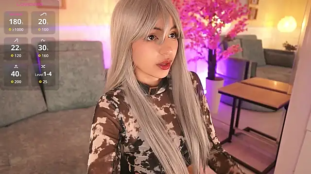 NamiKimura online show from April 13, 2026, 7:19 pm