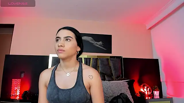 ScarletTorres online show from October 5, 2025, 3:21 pm