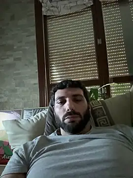 Simon-xx online show from April 12, 2026, 11:48 am