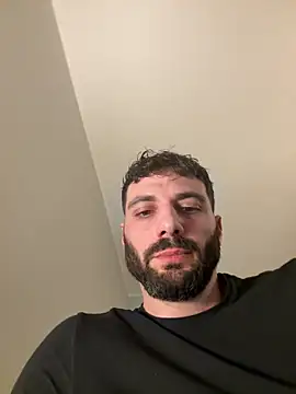 Simon-xx online show from April 24, 2026, 6:54 pm