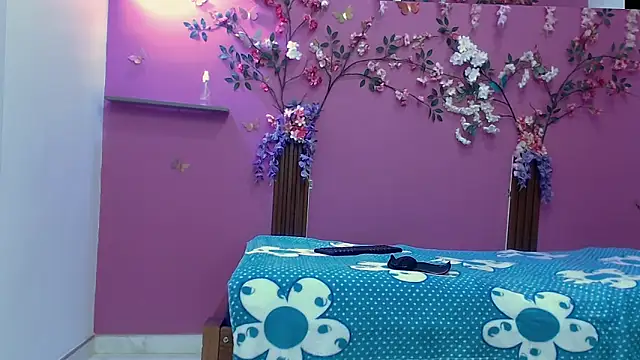 skinnybarbie022 online show from October 3, 2025, 1:02 am