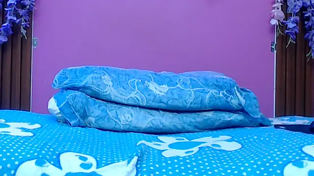skinnybarbie022 online show from June 8, 2026, 1:28 am