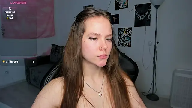 cute little ass online show from September 14, 2025, 7:35 pm