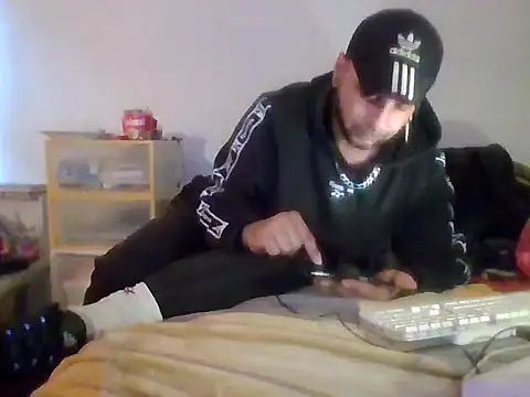 Snapshot of SmokedAlloy2 chatting on September 14, 2025, 12:48 pm SmokedAlloy2 online show from September 14, 2025, 12:48 pm