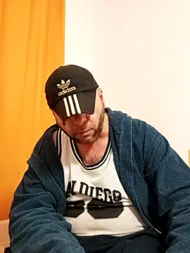 Snapshot of SmokedAlloy2 chatting on February 18, 2026, 2:29 am SmokedAlloy2 online show from February 18, 2026, 2:29 am