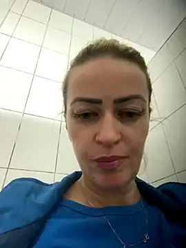 Alerquinasc online show from October 12, 2025, 10:42 pm