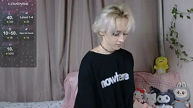 Snapshot of NextVibe_ chatting on November 23, 2025, 5:13 pm NextVibe online show from November 23, 2025, 5:13 pm