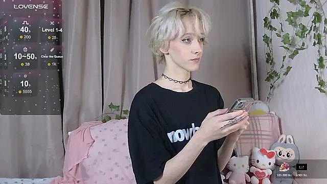 Snapshot of NextVibe_ chatting on November 30, 2025, 4:00 pm NextVibe online show from November 30, 2025, 4:00 pm