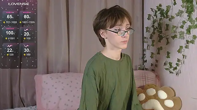 Snapshot of NextVibe_ chatting on March 12, 2026, 6:03 pm NextVibe online show from March 12, 2026, 6:03 pm