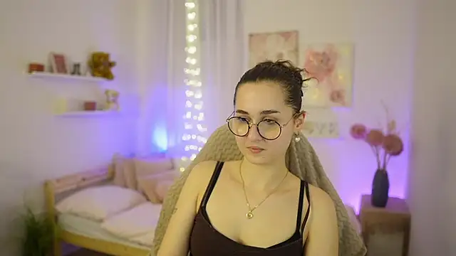 Annita Grey online show from February 7, 2026, 7:28 pm