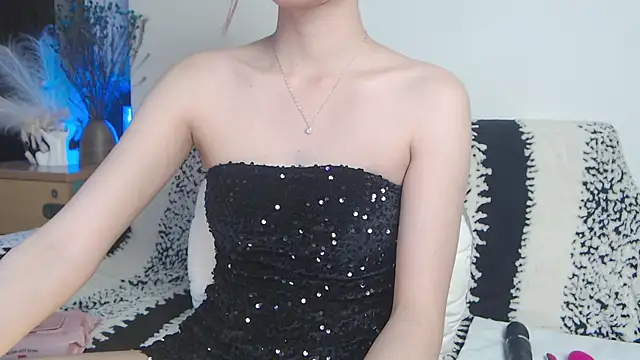 Suzie Wet Cave online show from January 12, 2026, 1:16 pm