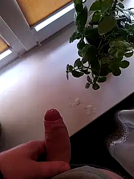 Snapshot of Mumuska chatting on October 18, 2025, 2:07 pm Mumuska online show from October 18, 2025, 2:07 pm