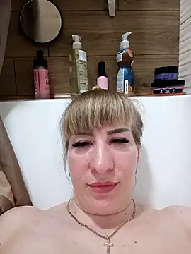 babyjessi online show from April 6, 2026, 8:32 pm