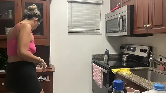 prettyykitty22 online show from March 23, 2026, 12:36 am