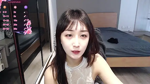 KK-328 online show from October 26, 2025, 4:40 am