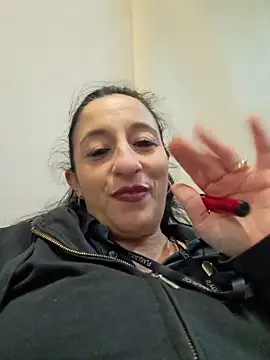 Snapshot of monella821 chatting on November 24, 2025, 6:07 pm monella821 online show from November 24, 2025, 6:07 pm