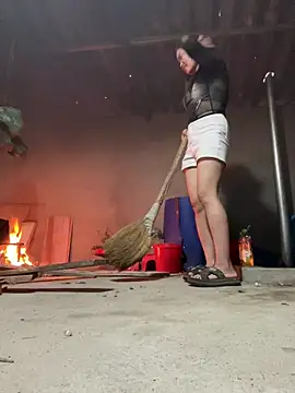 Sunny lotus online show from February 28, 2026, 11:00 am