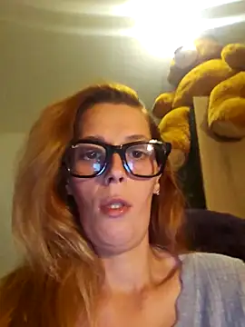 Mila Luciphya online show from November 27, 2025, 9:17 pm