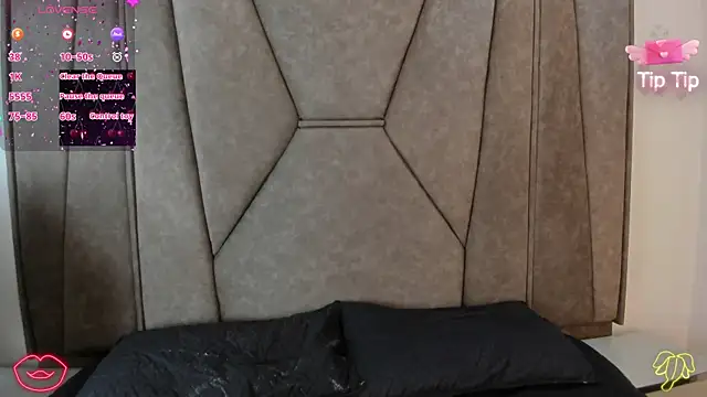 Snapshot of Isabela_Colins chatting on September 29, 2025, 11:59 am Isabela Colins online show from September 29, 2025, 11:59 am