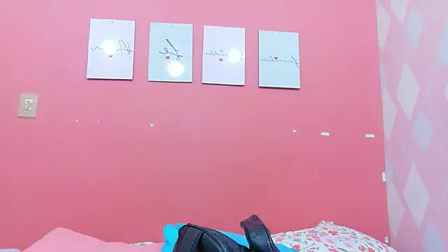 little beillis online show from November 20, 2025, 1:11 pm