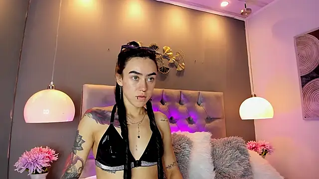 athziry g online show from November 8, 2025, 4:12 am