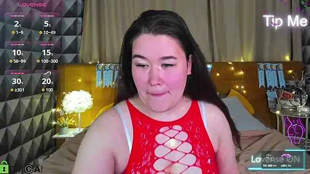 Tara Torres online show from October 7, 2025, 9:06 am