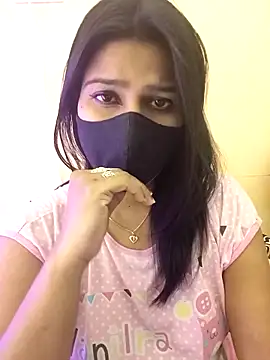 hoty sonali online show from October 12, 2025, 6:18 pm