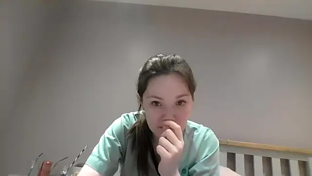 SexyKatiex online show from April 13, 2026, 7:52 pm