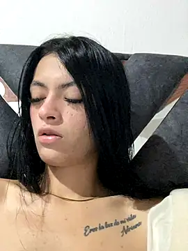 LiaCollings online show from September 13, 2025, 11:32 am