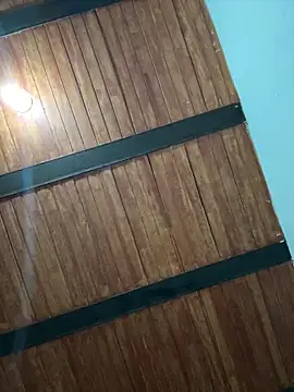 LiaCollings online show from April 8, 2026, 11:21 am