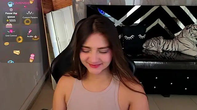 emily cooper t online show from February 11, 2026, 7:52 pm