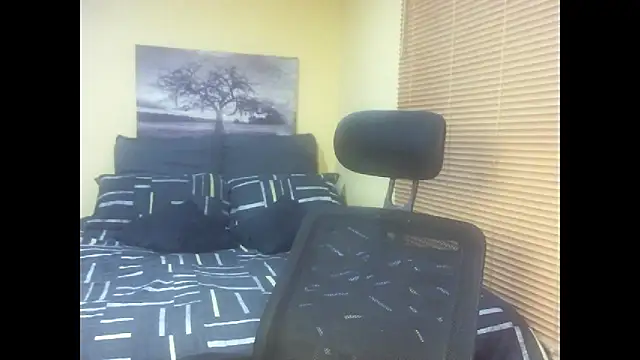 NawtyLisa online show from October 25, 2025, 12:07 am