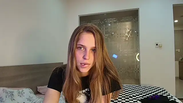 littlemolly11 online show from September 26, 2025, 3:16 pm