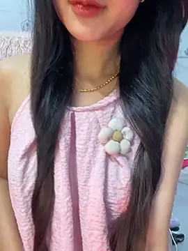 Snapshot of Sexlove_bb chatting on February 1, 2026, 9:35 pm Sexlove bb online show from February 1, 2026, 9:35 pm