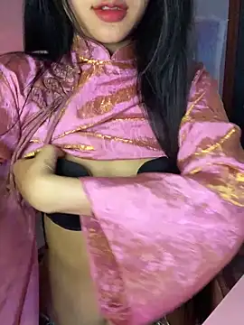 Snapshot of Sexlove_bb chatting on February 17, 2026, 12:01 pm Sexlove bb online show from February 17, 2026, 12:01 pm