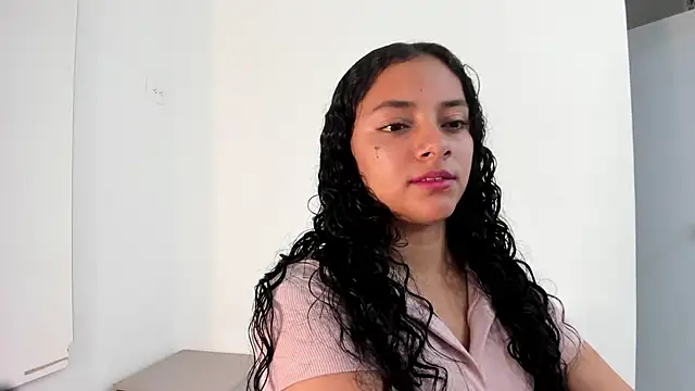 Angellit Afrodita  online show from January 12, 2026, 11:15 am