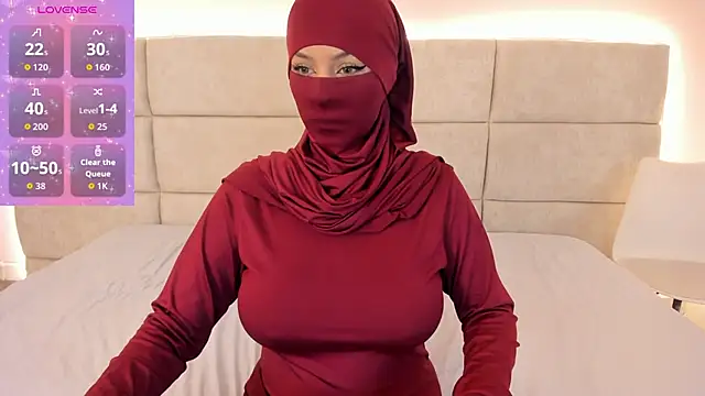  Nadiaa online show from September 22, 2025, 7:05 pm