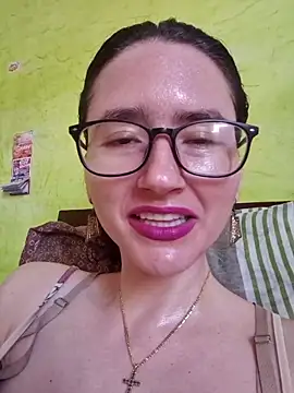 Linda Hot13 online show from September 17, 2025, 2:41 pm