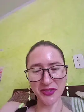 Linda Hot13 online show from October 5, 2025, 2:04 pm
