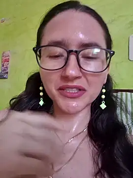 Linda Hot13 online show from October 11, 2025, 2:04 pm