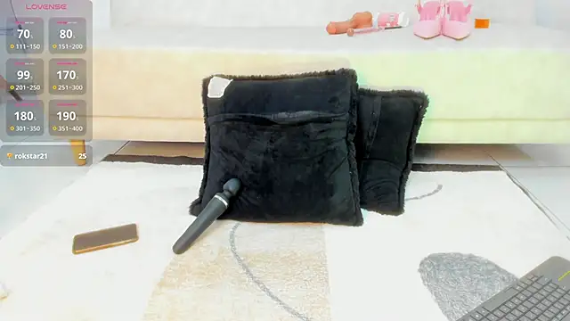 scarlett envi online show from September 16, 2025, 2:56 am