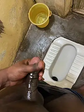 Snapshot of mrsaihotguy chatting on November 12, 2025, 12:11 am mrsaihotguy online show from November 12, 2025, 12:11 am