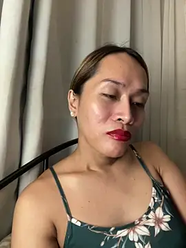 RomanticPearlTS online show from March 15, 2026, 1:17 pm