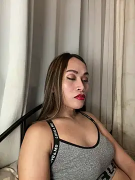 RomanticPearlTS online show from March 22, 2026, 2:31 pm