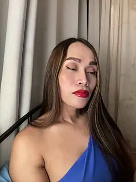 RomanticPearlTS online show from April 15, 2026, 2:02 pm