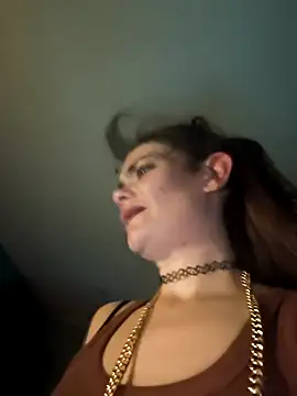 Junani2231 online show from March 9, 2026, 5:28 pm