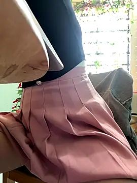 Bonnie-2k online show from January 8, 2026, 5:21 am