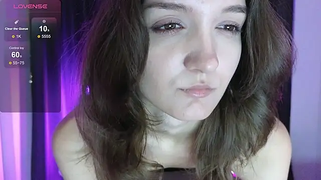 DebiHenks online show from November 11, 2025, 5:02 pm