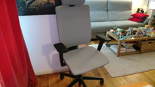 Snapshot of Knecker chatting on January 15, 2026, 10:31 am Knecker online show from January 15, 2026, 10:31 am