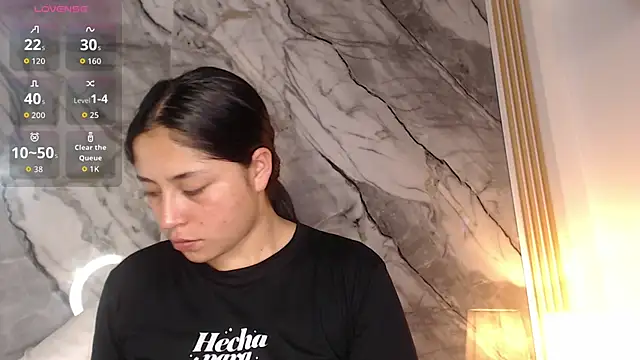 vela-kimm online show from April 13, 2026, 8:47 pm